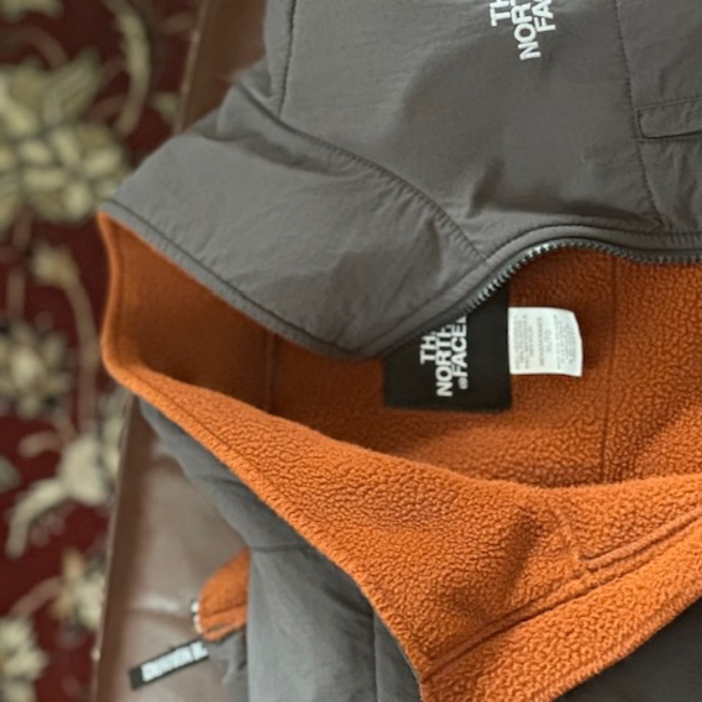 - North Face Fleece Jacket. Excellent condition no stains or tears. Warm and co
